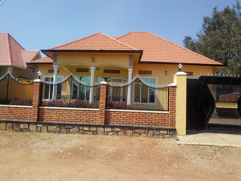 A 4BEDROOMS HOUSE FOR SALE AT GACURIRO